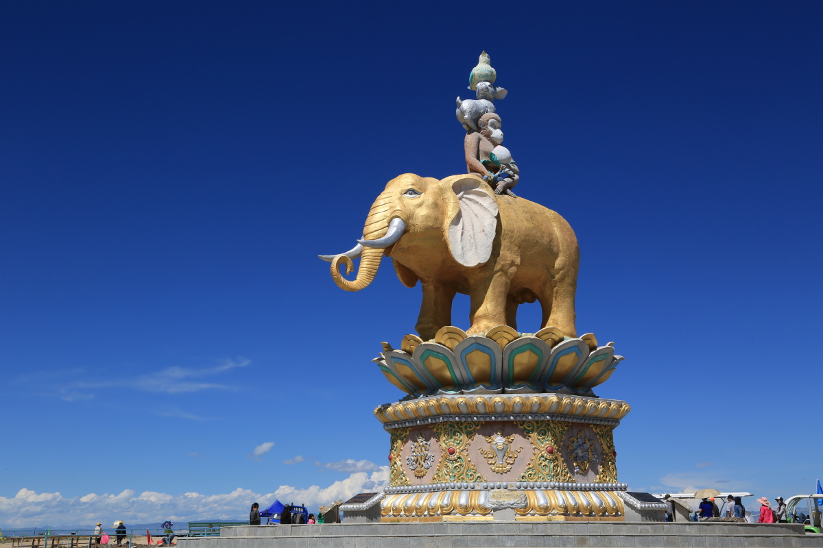 青海湖二郎剑的雕像叫什么名字?有什么含义?