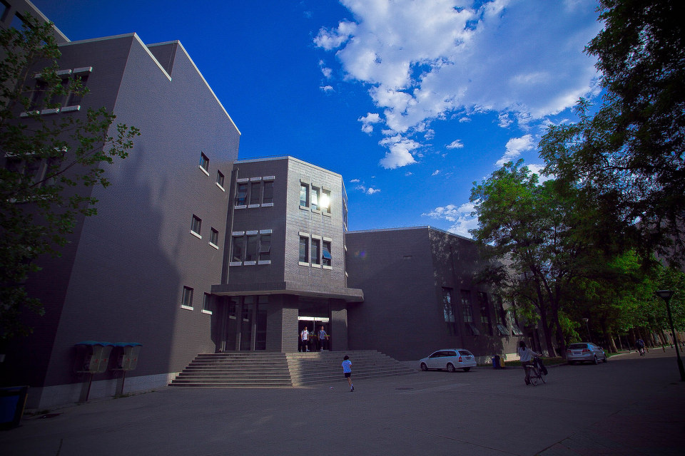 北京石油化工学院 - 风光 - 毒药