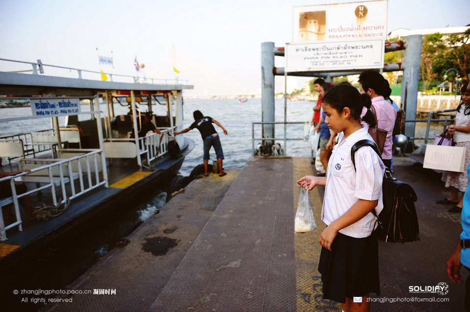 等水上巴士回家的曼谷学生 - 泰国, 纪实, 人文,