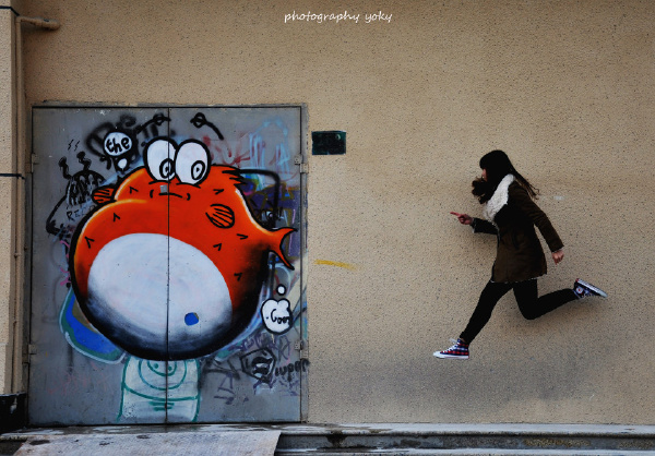 <em>悬浮少女</em> - yoky - 图虫摄影网