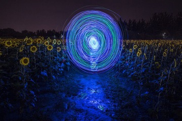 背景 壁纸 皮肤 星空 宇宙 桌面 360_240图片