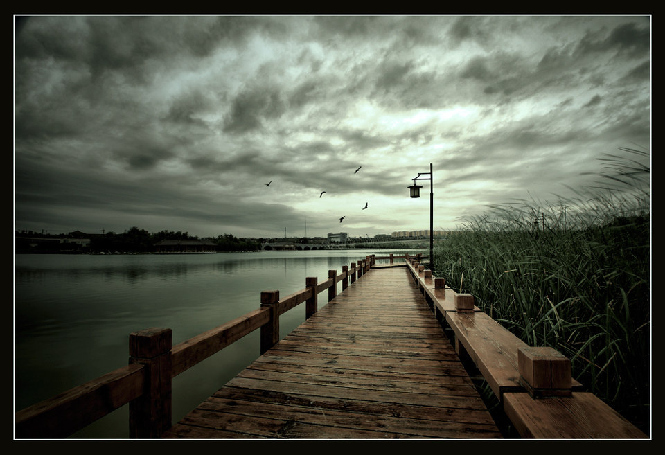 飞过 - 闭眼缄默