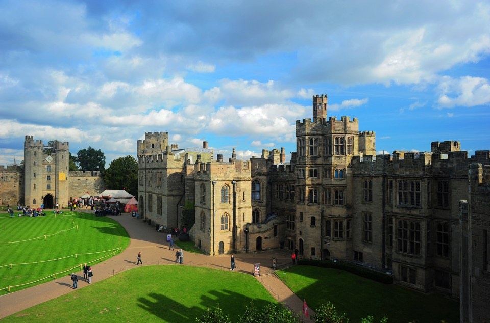 心中的城堡 - 大不列颠的旋律 - 幸福桔子的世界