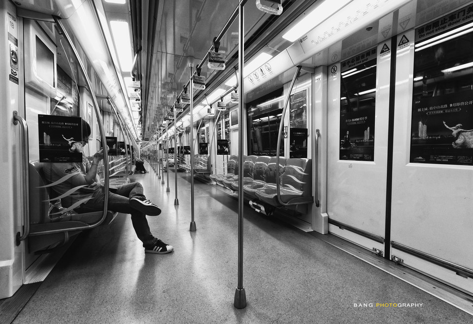 【末班车I】 - 南京地铁二号线末班车 - AlvinZhu