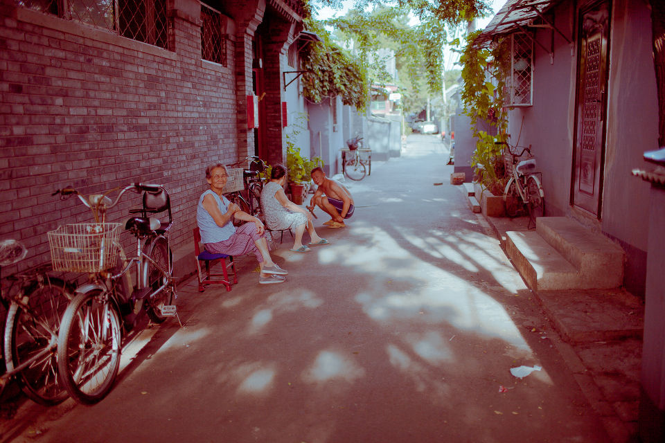 北京<em>夏日街头 - 女人</em>, 人文 - 西草穿青 - 人文纪实