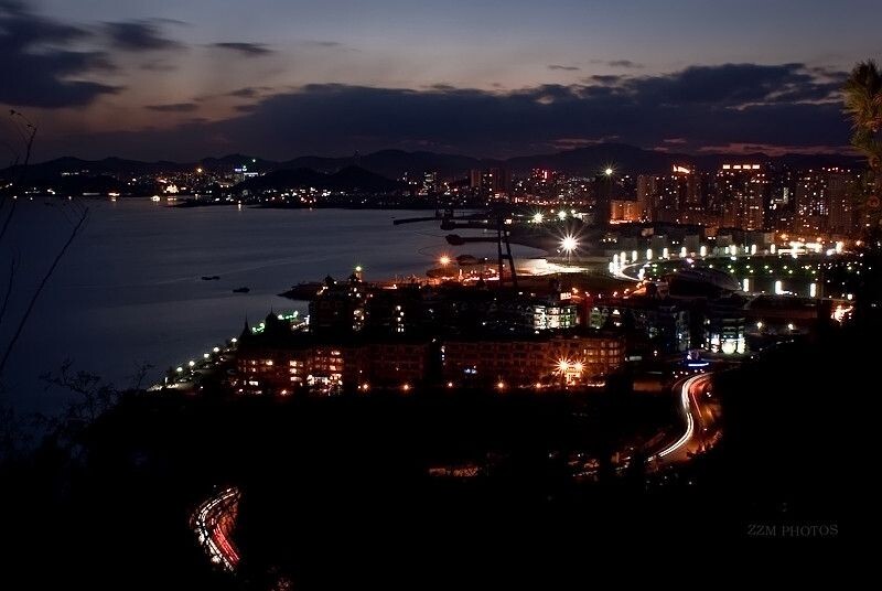 星海湾夜景从滨海路西段观景台俯瞰星海湾