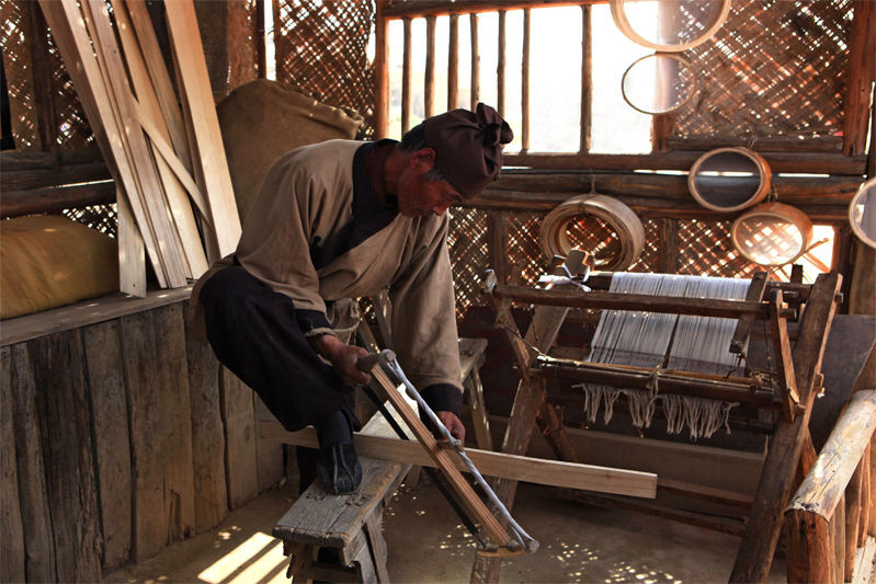 做木工活的人 - yanglin625 - 蓝翎