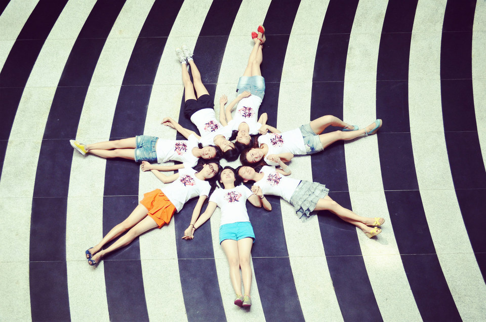 毕业季 - 毕业,离别 - 一丝不挂的天空