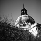 V&A