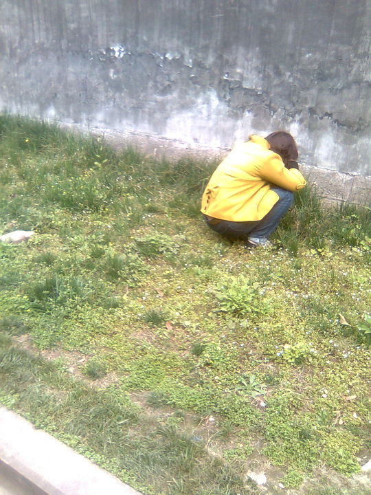 墙角<em>哭泣的女人</em> - 手机里的<em>照片</em> - 手机里的<em>照片</em>