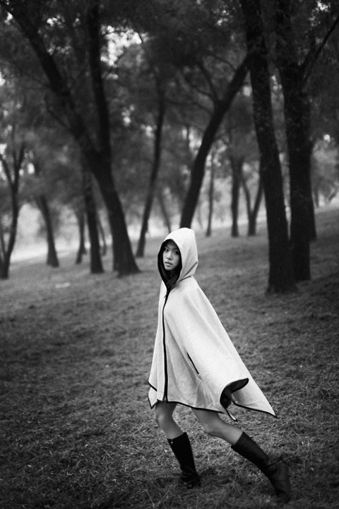 3(10) - 关于黑暗森林里白色<em>斗篷少女</em>的梦境 - 黄