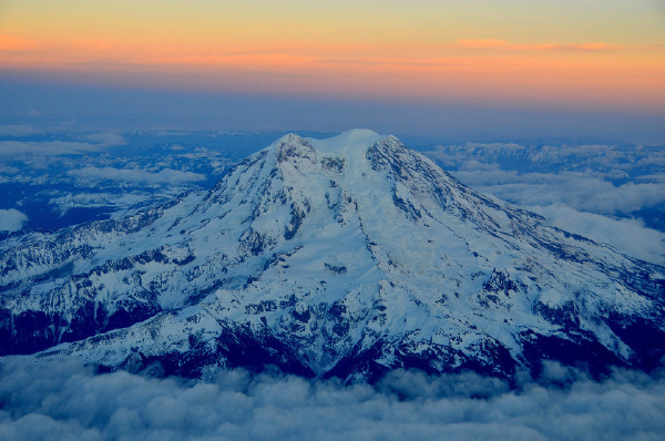 mount rainier  国家公园