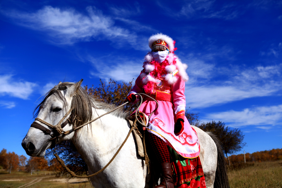 美丽的蒙族姑娘