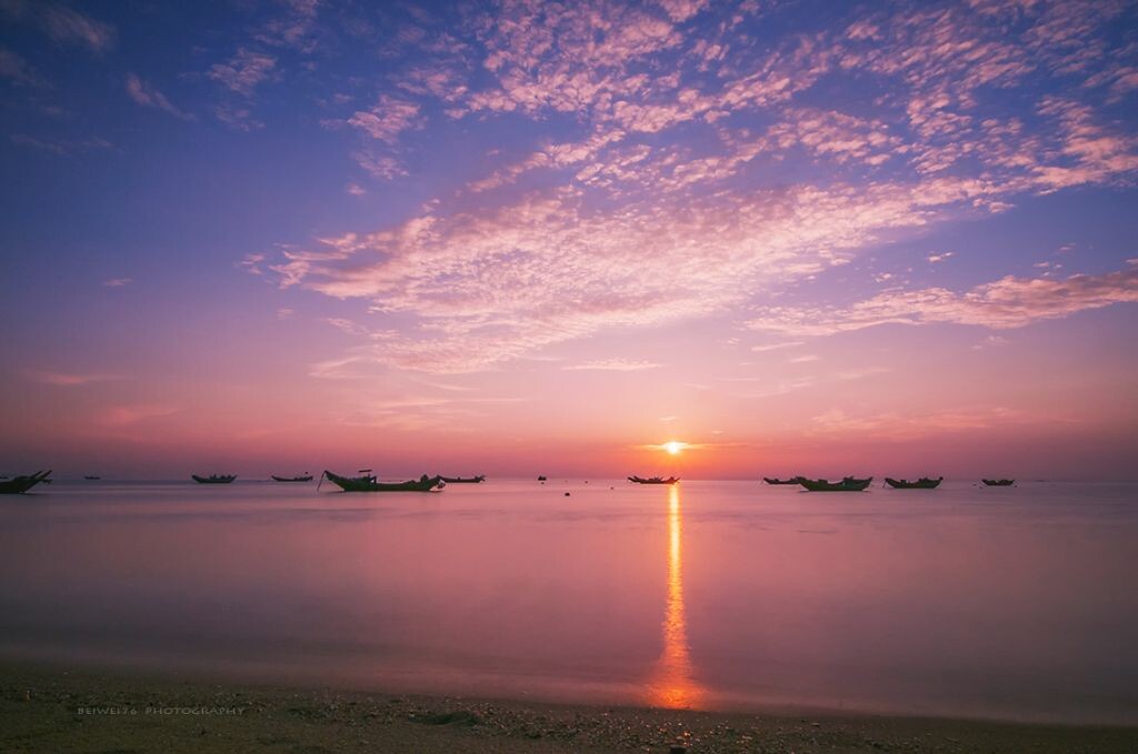 海上日出图片