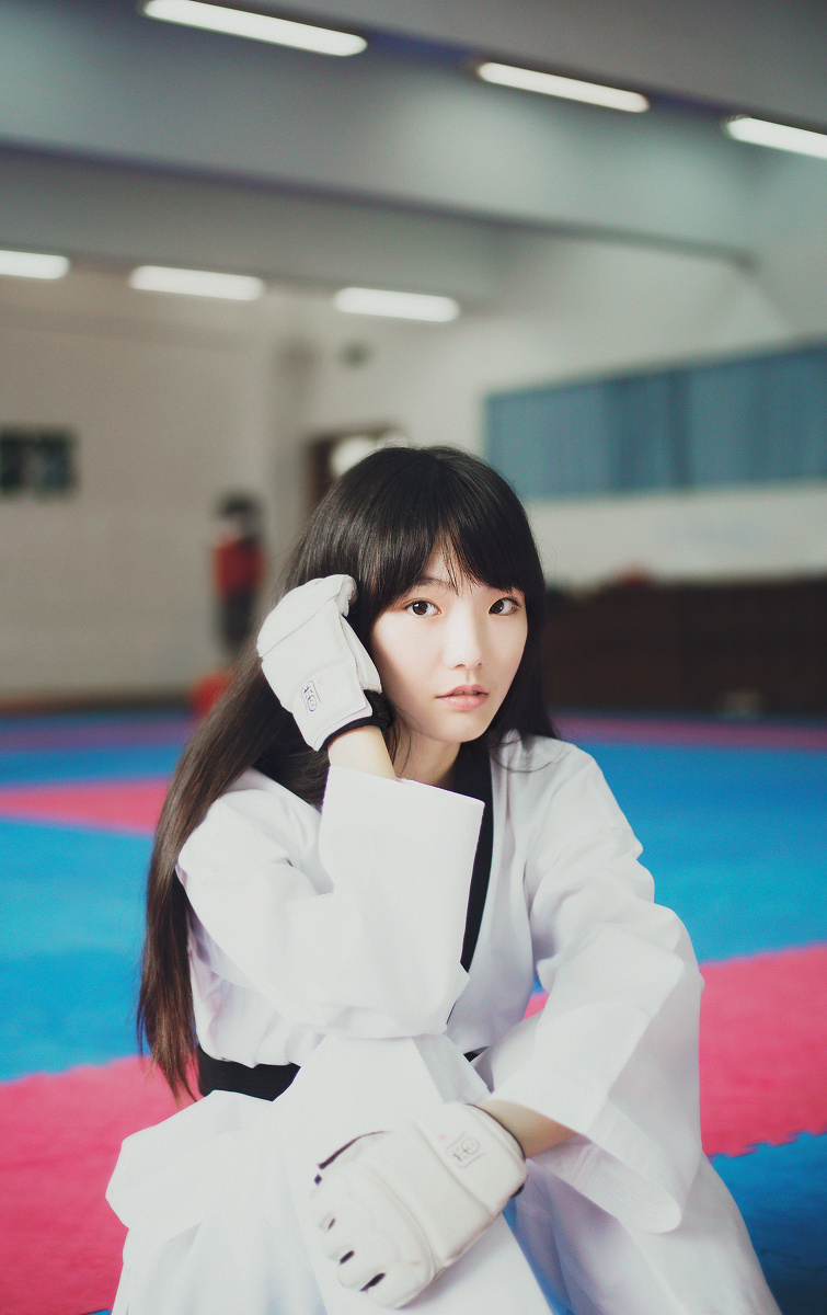 信息中心 跆拳道妹子们 踢过男生脸吗 怎么踢的     为了解决用户可能