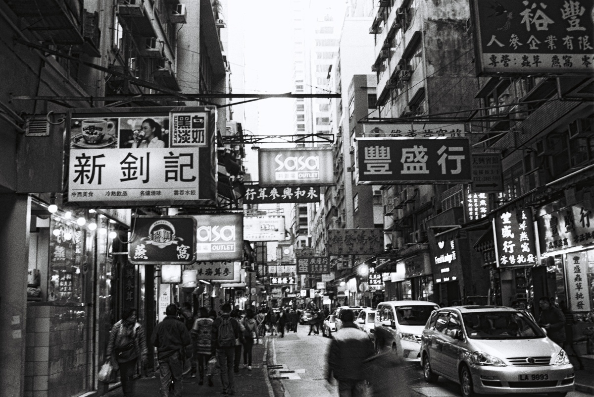 找了好久才找的一部经典香港老电影,有多少