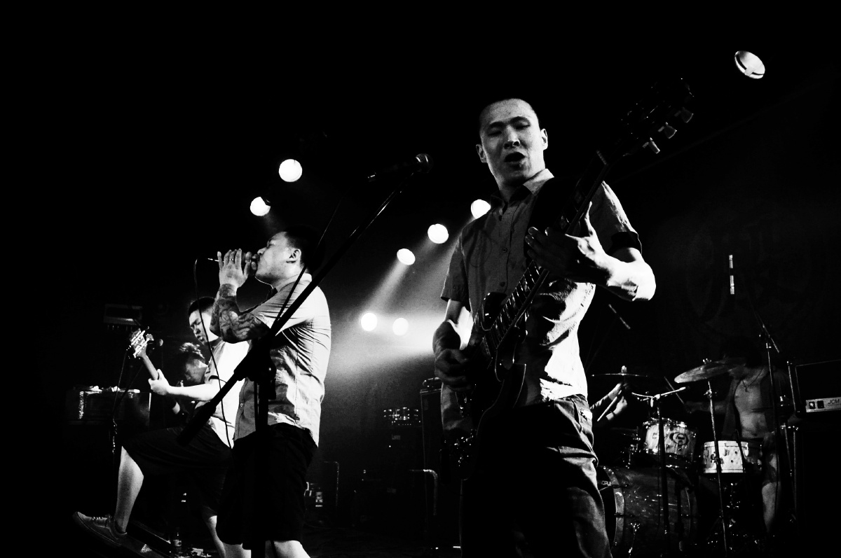 瘢痕体质乐队 - 摇滚舞台摄影, 瘢痕体质乐队, 黑白, 记录 - 杨舒涵-YOUNG - 图虫摄影网