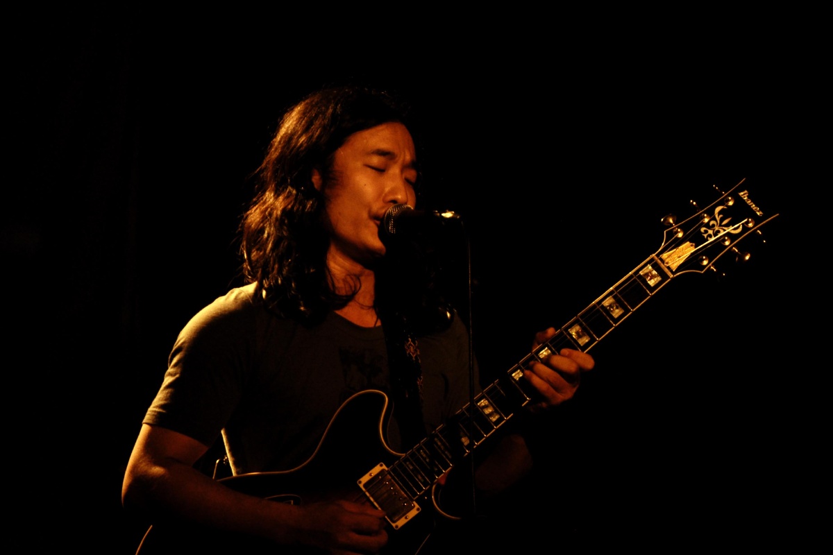 万能青年旅店 乐队 - 万能青年旅店, 记录, 摇滚舞台摄影 - 杨舒涵-YOUNG - 图虫摄影网