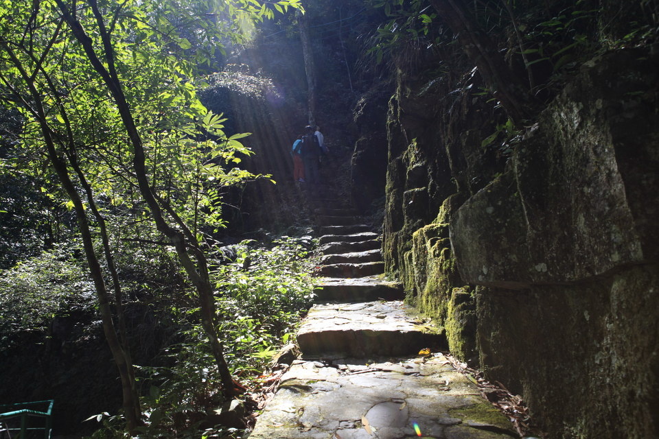 中国最小的县城广西金秀瑶族自治县莲花山 - 青