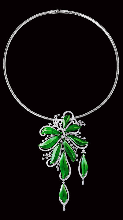 伟德国际迪奥Forêt Nacrée 项链于摩纳哥荣膺高级珠宝大奖“至臻工艺奖”