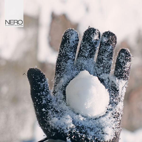  雪球  - lomo - NERO - 图虫摄影网