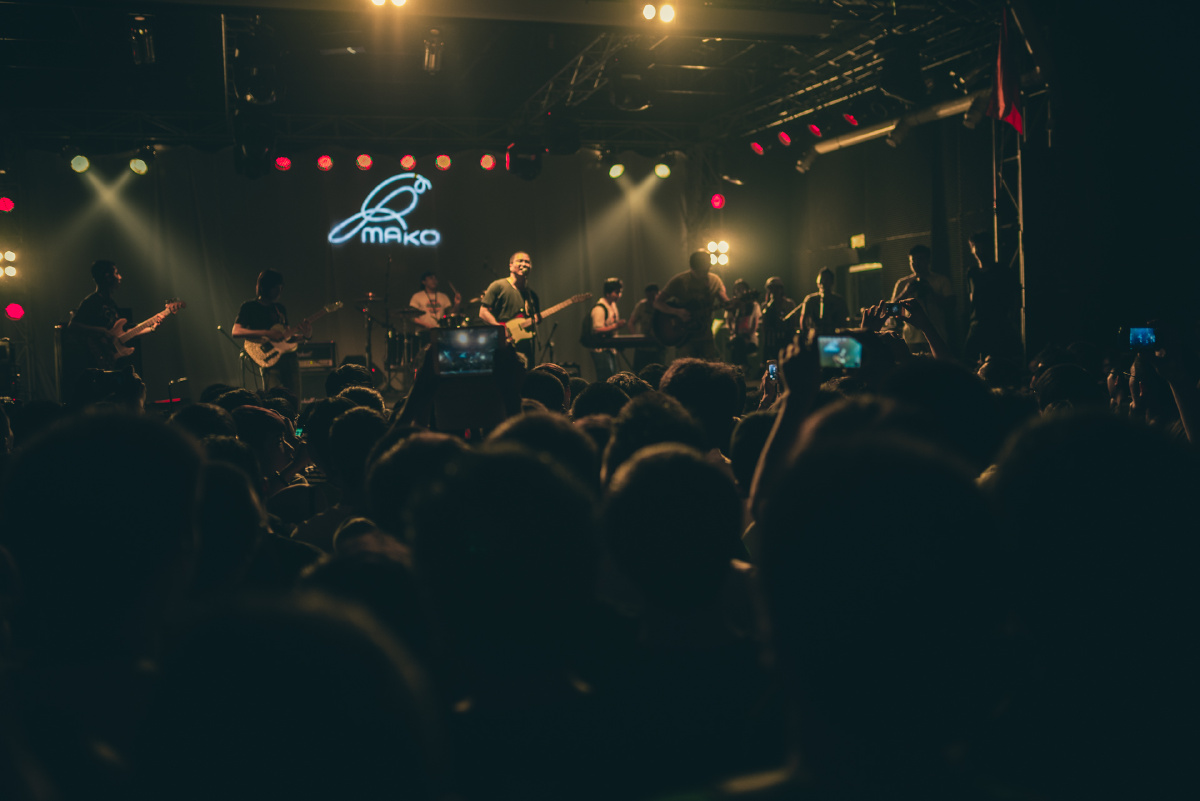 李志@麻雀瓦舍 - snap20130519@梦象音乐节+李志麻雀瓦舍演出 - Young_Leez - 图虫摄影网