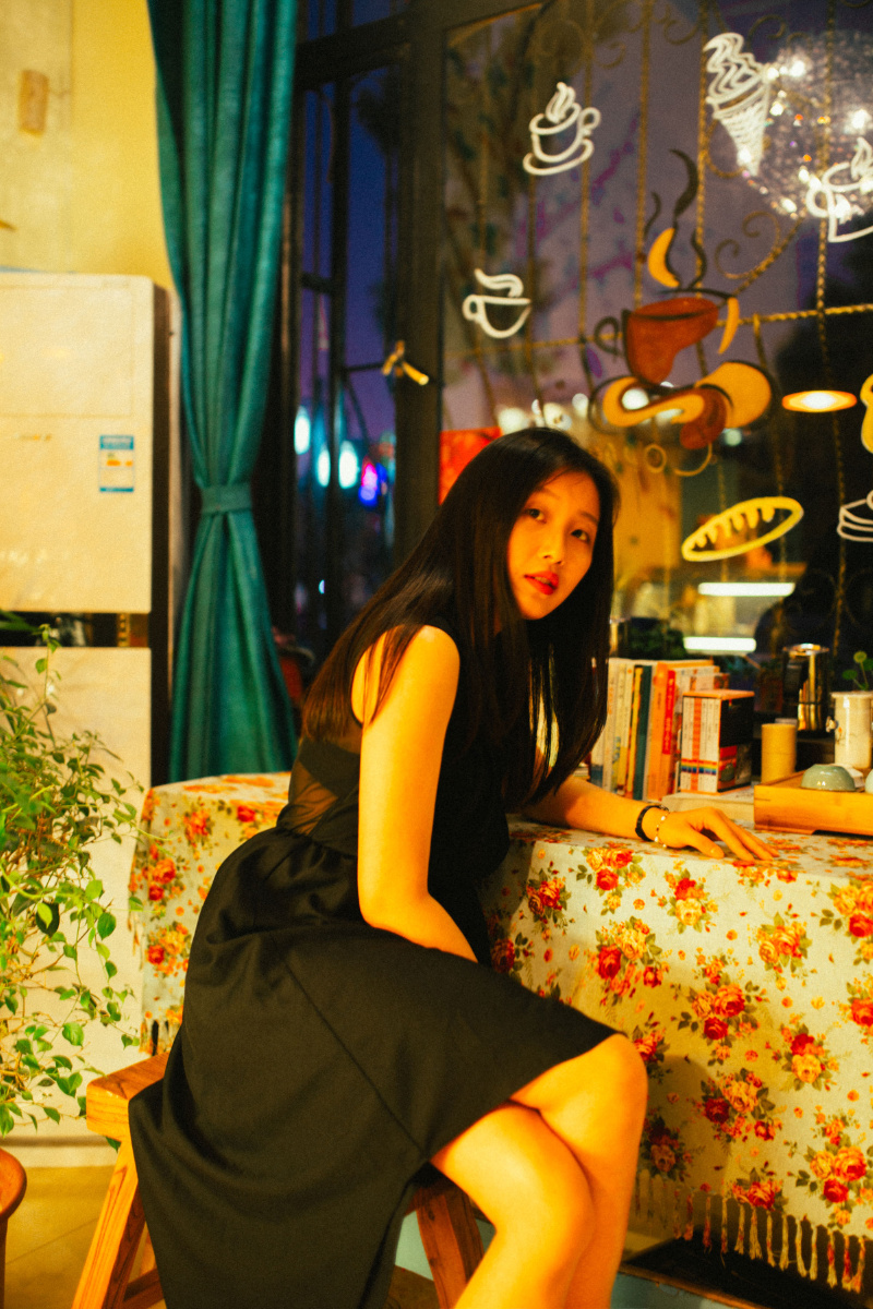 [庆幸有你爱我.] - 人像, 色彩, 佳能, 夏天, 复古 -