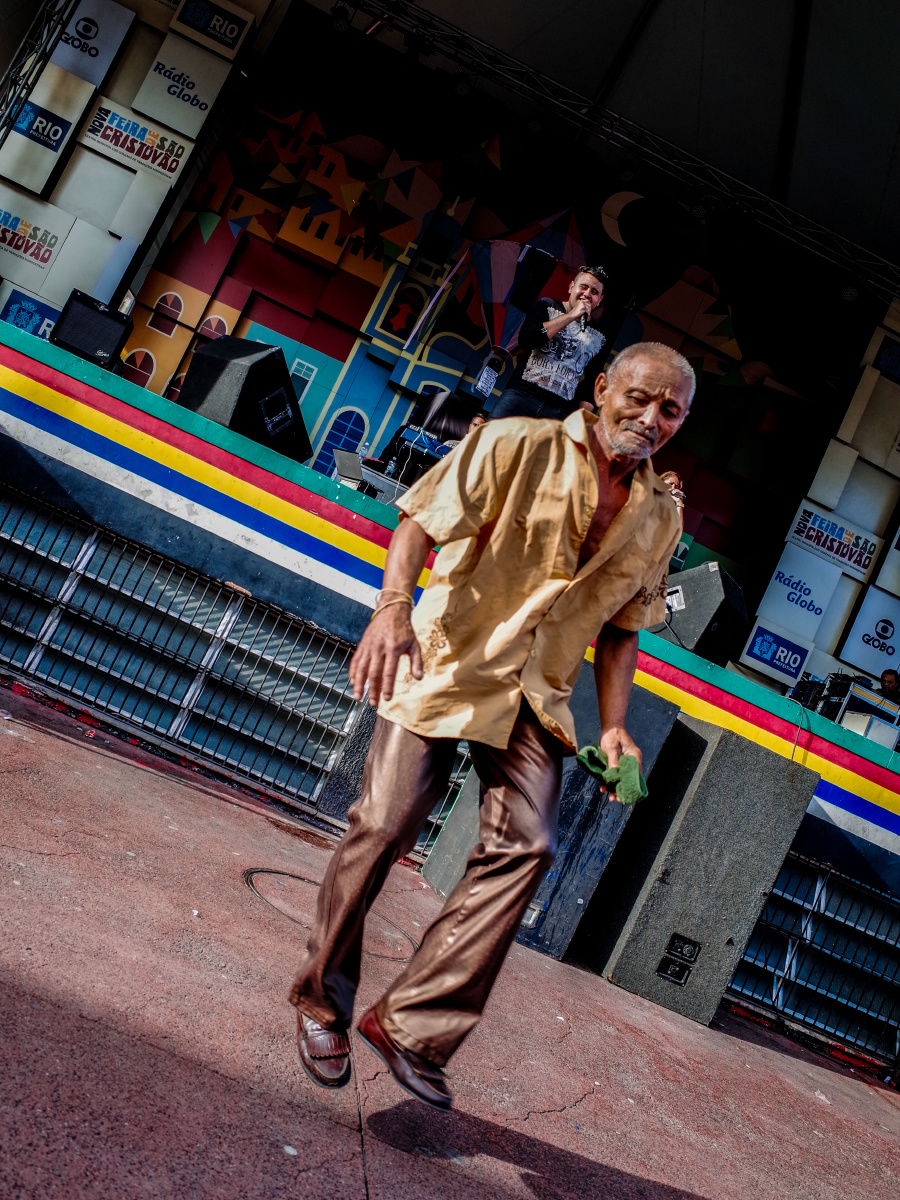 LET ME TAKE YOU TO RIO - 韩瑞在里约