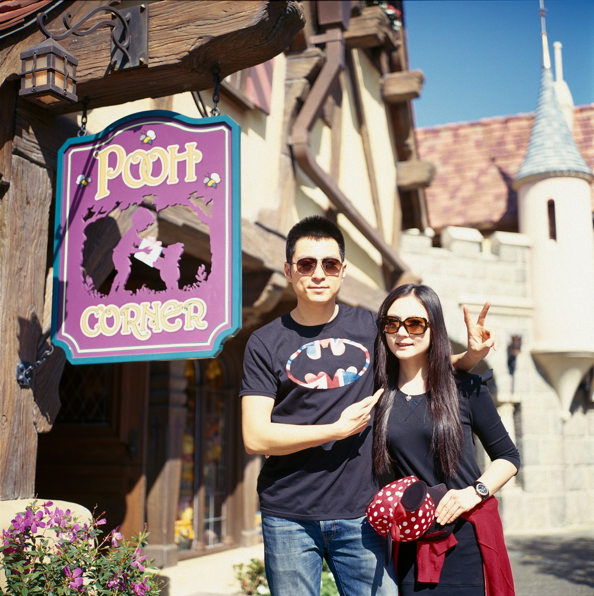 香港迪士尼 by 禄来2.8f - Rolleiflex, 2.8f - 肌肉男