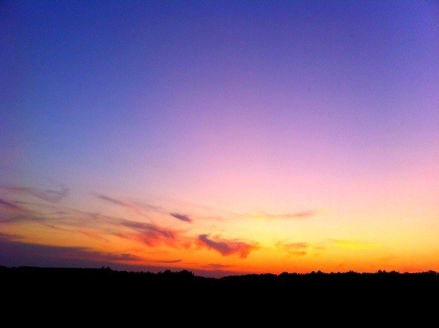 久未放晴的天空