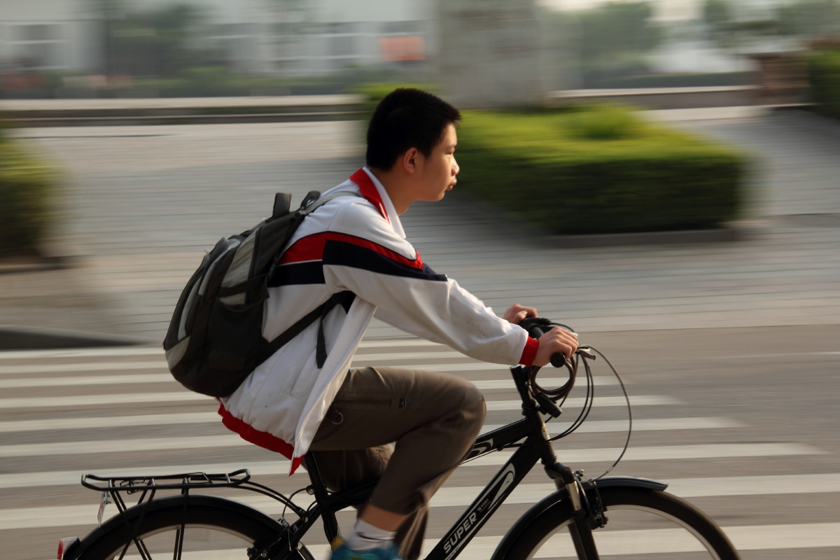 00后中学生 - 老院长