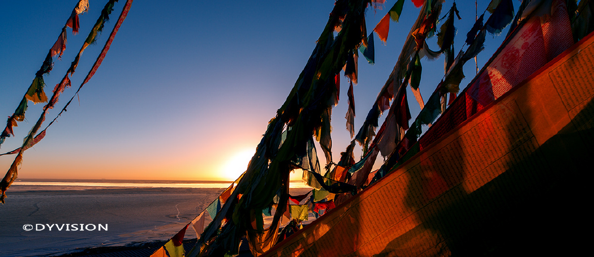 信仰在空中飘扬 - 人文 - 西部中校