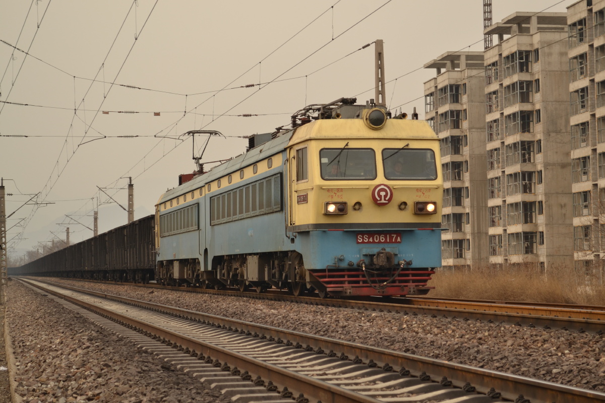 尼康, 火车 - 大嘴巴抽你丫的 - 图虫摄影网