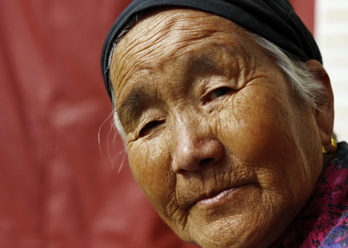  老态龙钟 的奶奶 - 人像, D90 - 足各各 - 图虫摄影