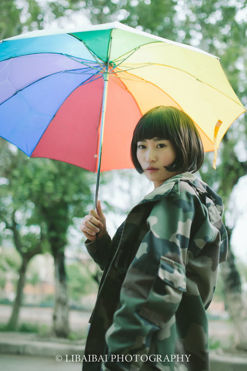 下雨天不如去拍照吧~ - 人像, 色彩, 佳能, 35mm