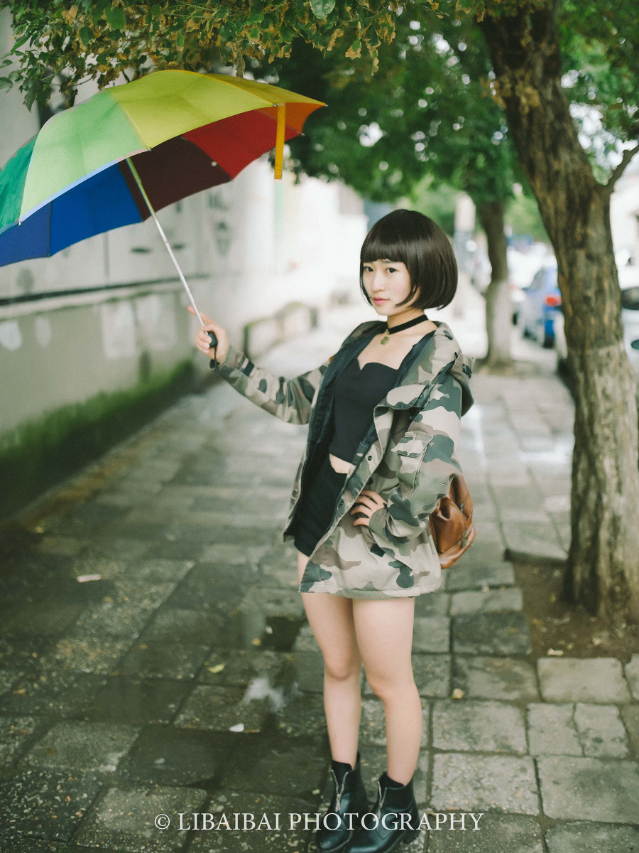 下雨天不如去拍照吧~ - 人像, 色彩, 佳能, 35mm