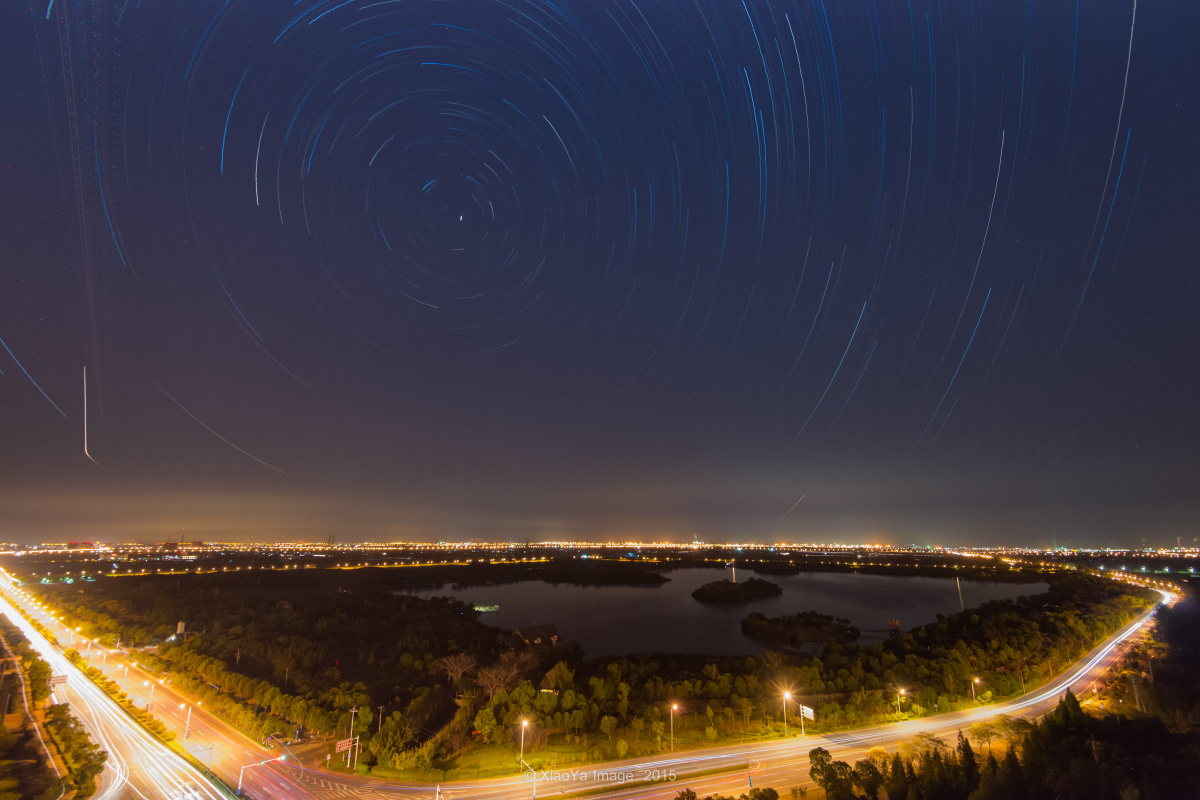 金仓湖星轨 - 尼康, 广角, 长曝光, CAPA2015年11月“风景建筑篇"影赛征稿, 星轨 - XiaoYa - 图虫摄影网