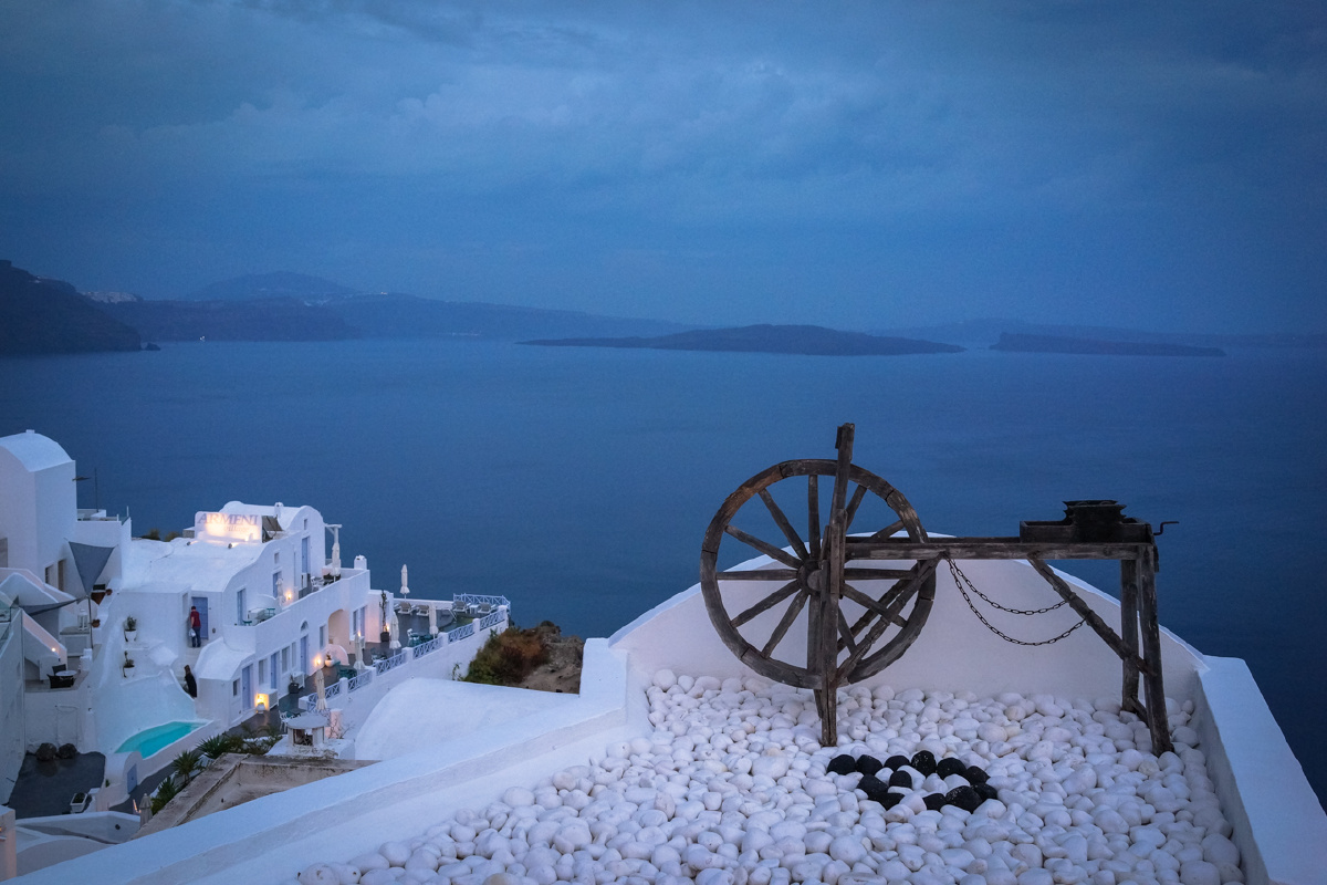 希腊之旅@伊亚小镇OIA雨中 - rx1, 35mm, 风光