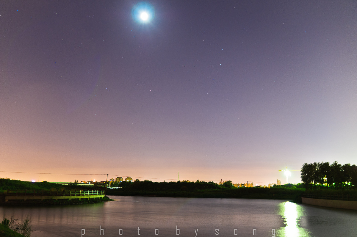 夏夜池塘 - 旧欢如梦