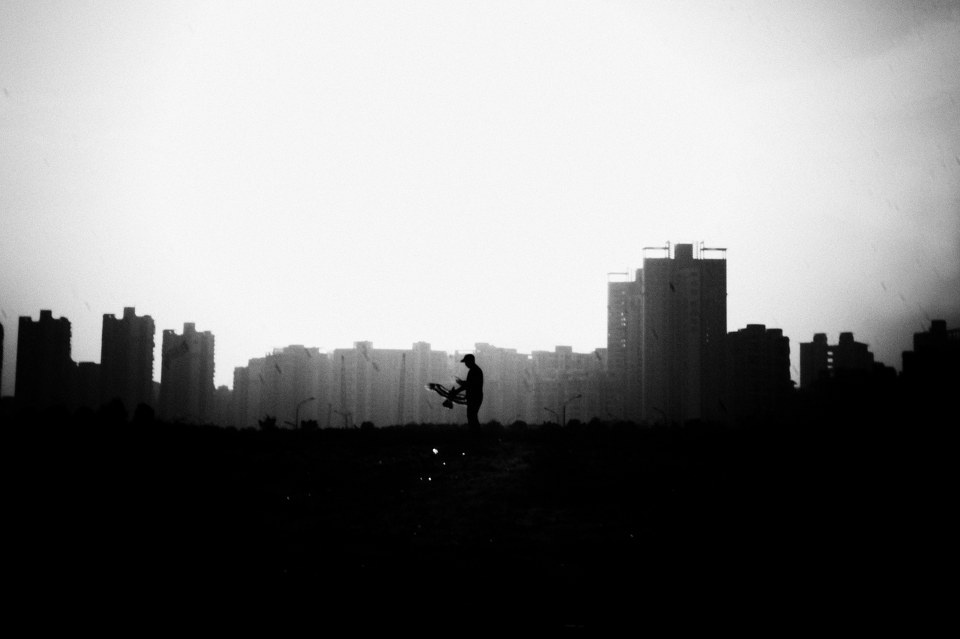 alone - 黑白 - 阿赋 - 黑白摄影 - 图虫摄影网