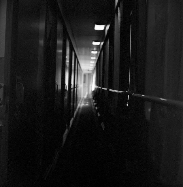 穿越暗黑之地 - rollei, rolleiflex, 胶卷, 胶片, 柯达