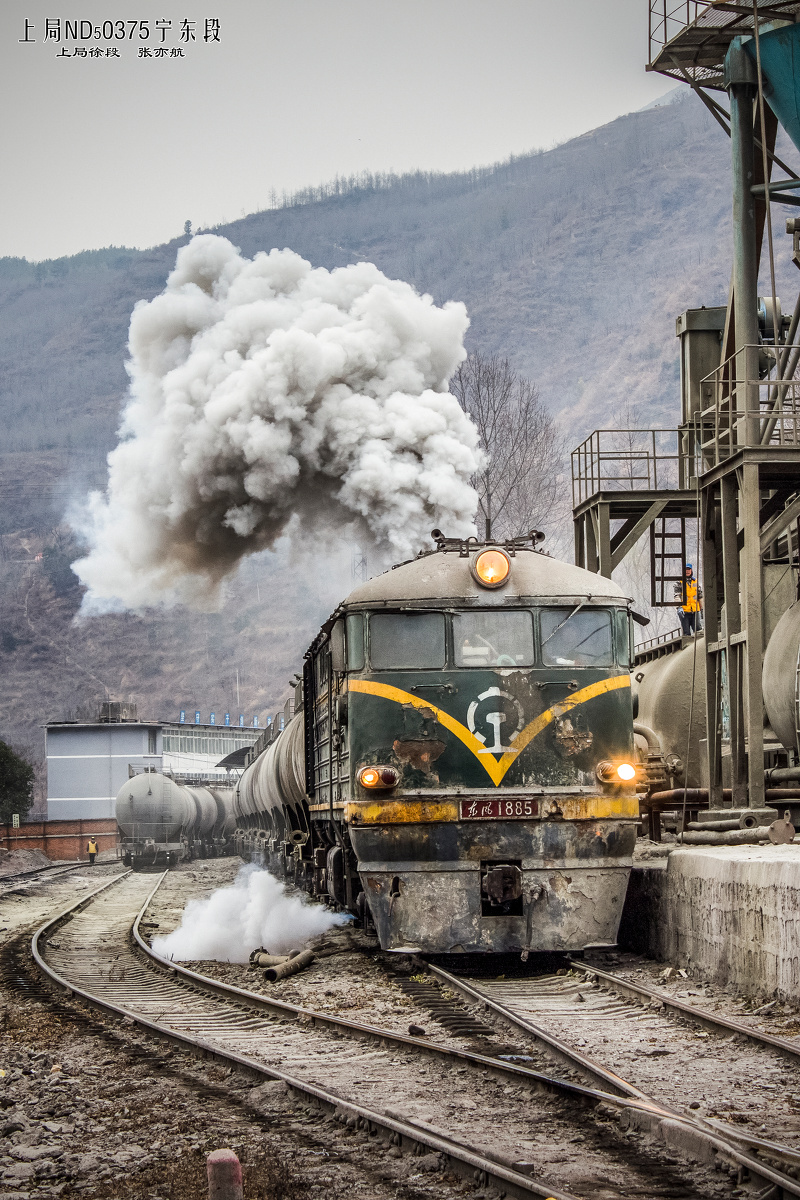 老东风启机 - 铁路 - ND5-0342 - 图虫摄影网