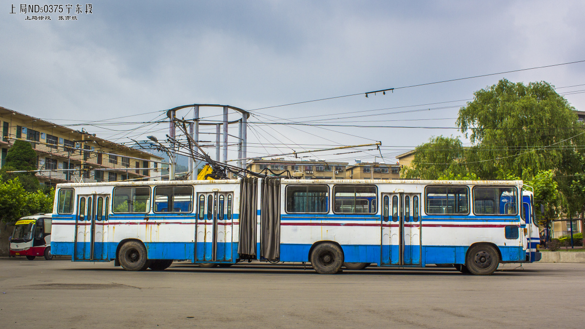 中国最老的无轨电车,没有之一,1991年出厂的BD562型无轨电车 - 公交 - ND5-0342 - 图虫摄影网