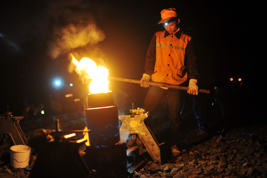 铁道线上的钢铁侠 - 人文, 铁路, d700 - 山哥-彭