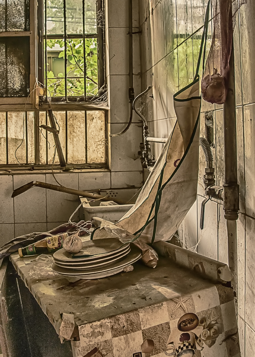 苏州街地铁站附近危楼内 - 北京, 纪实, 尼康 - 苏