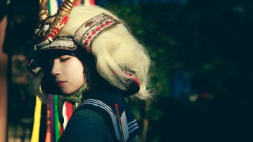 静电场朔标为创意的图博 - 静电场朔