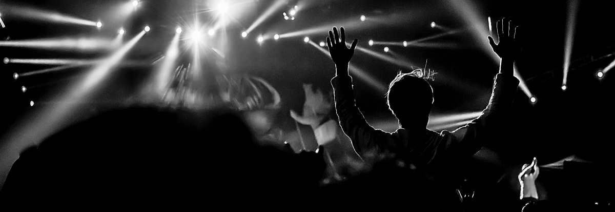 草莓音乐节~第二弹~音乐的力量 - 黑白, 上海, 草