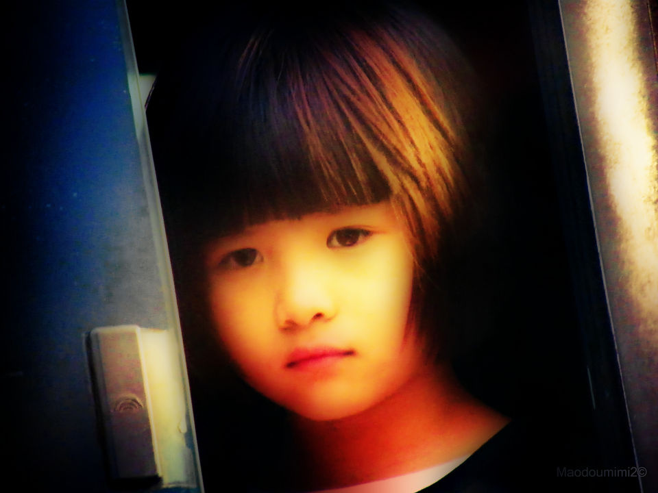 偷拍漂亮的小女孩 - 毛豆咪咪 - 图虫摄影网