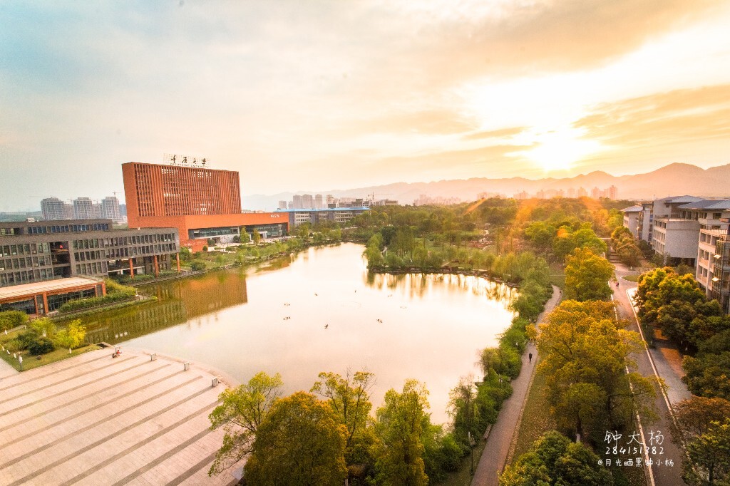 美腻的重庆大学虎溪校区夕阳 - 色彩, 风光, 佳能