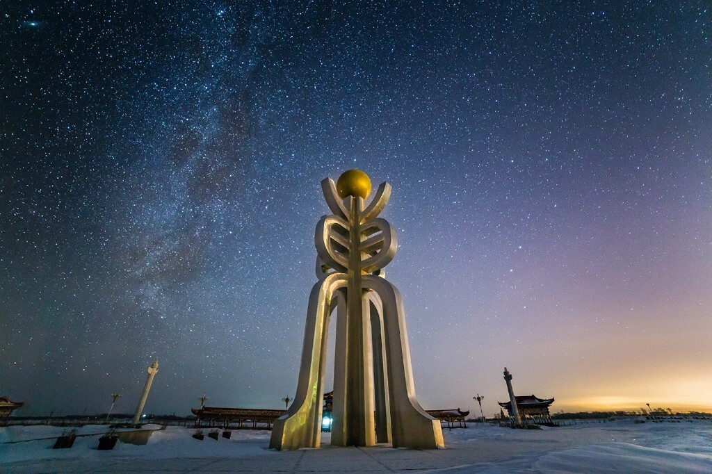 东极广场银河星海时空之轮